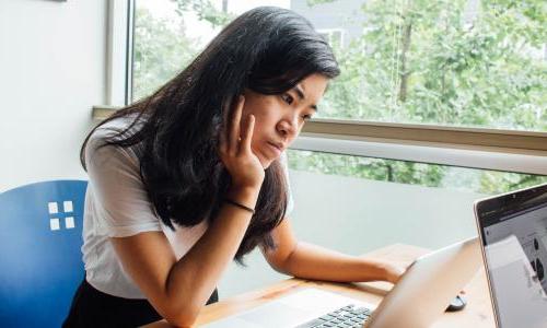 Woman on laptop